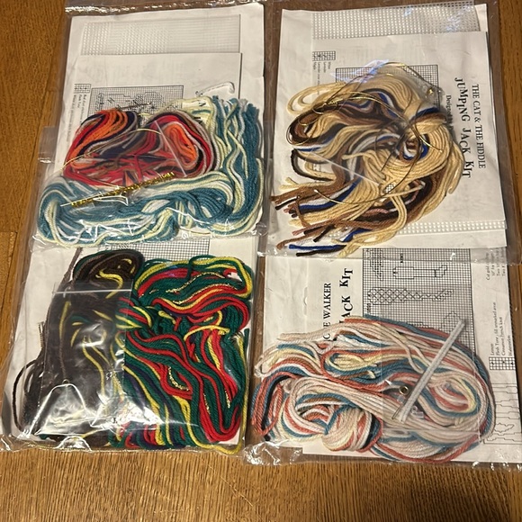 4 New Vintage 1991 Plastic Canvas Old Fashioned Moveable Pull-Toy by Back street - Picture 11 of 11